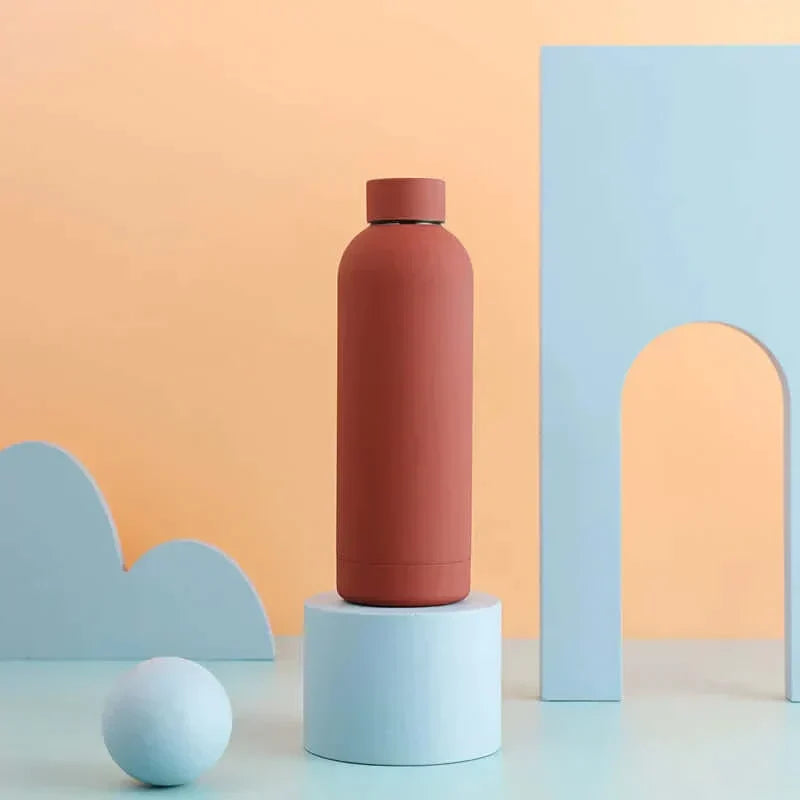 Kolorowa butelka termosowa o pojemności 500ml
