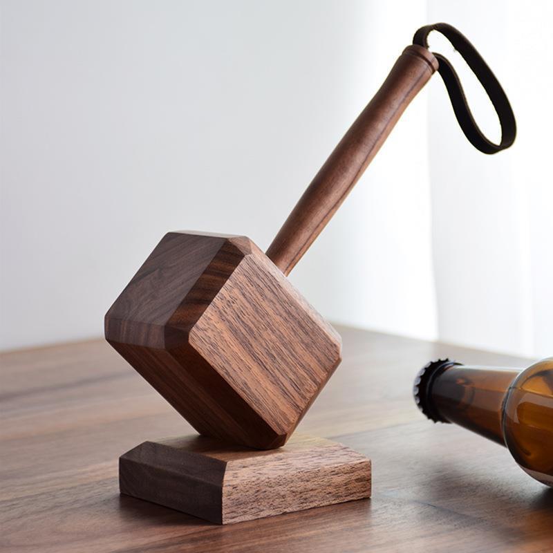 Otwieracz do butelek piwa Thor Hammer
