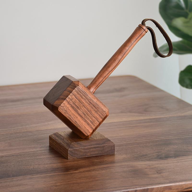 Otwieracz do butelek piwa Thor Hammer
